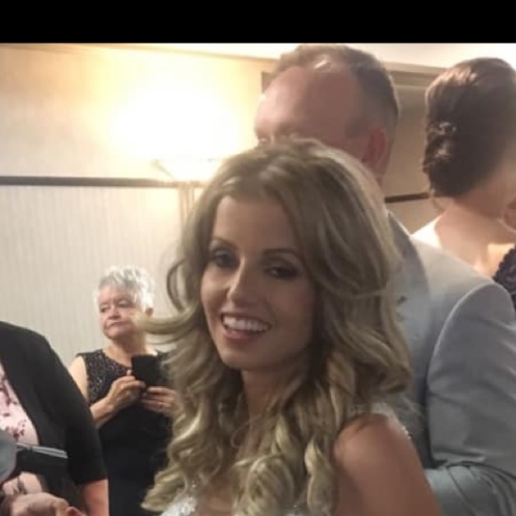 Meet your Posher, Theresa - Picture 1 of 1